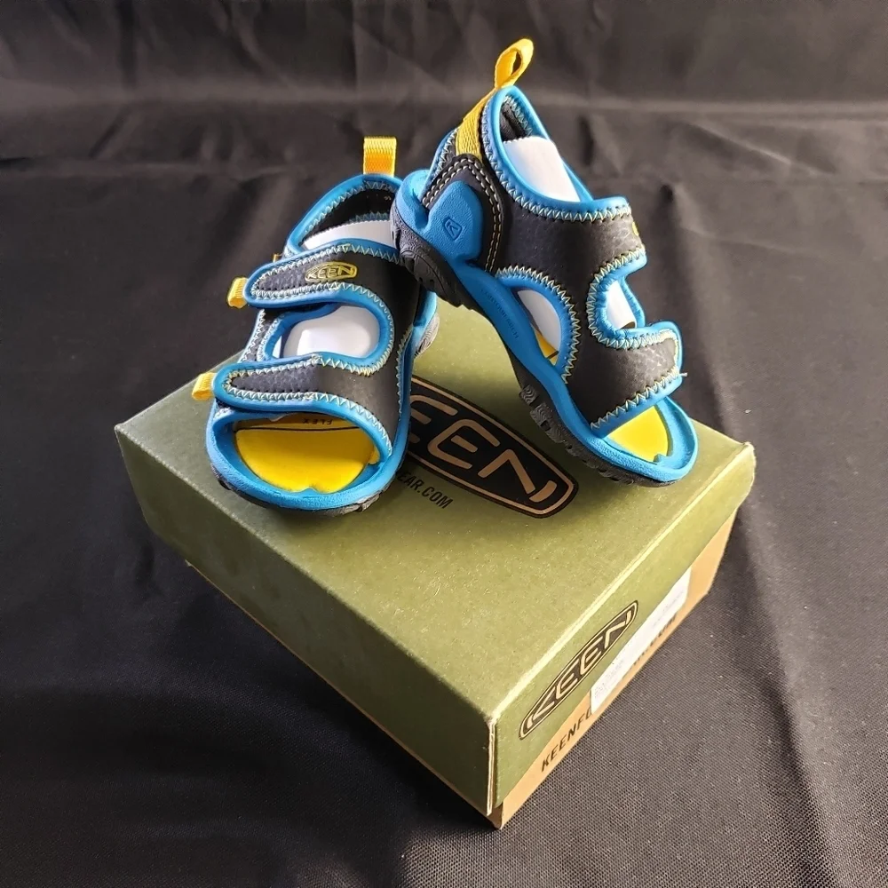 Keen Knotch Creek Open Toed Sandals 4M‎